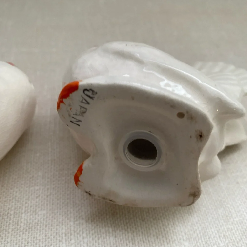 Vintage Japan Rooster Hen Chicken Salt And Pepper Shakers‎ Set